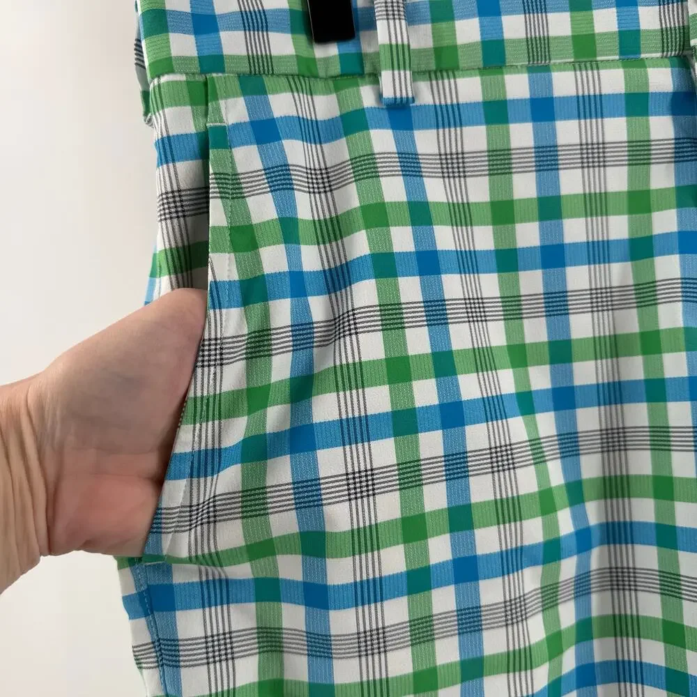 Nike Golf Shorts Men's Size 32 Medium Core Dri-Fit Plaid Performance Flat Front